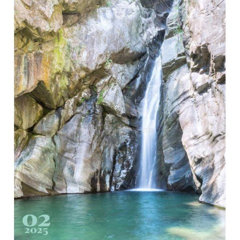 Kalendarz ścienny WODOSPADY ŚWIATA WIELOPLANSZOWY 12K 320mm x 470mm Lucrum (RW12) Lucrum