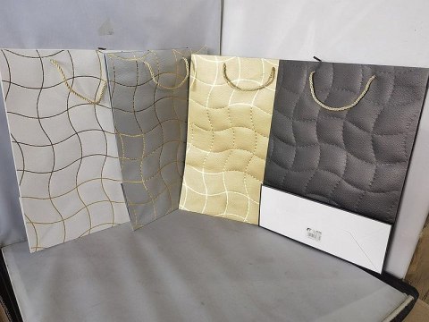 Torba prezentowa [mm:] 415x300x 120 Adar (616370) Adar