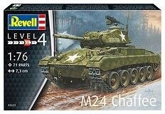 Model do sklejania Revell M24 Chaffee - amerykański czołg lekki z okresu II wojny światowej (03323) Revell