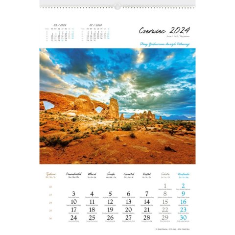 Kalendarz ścienny PODRÓŻE PO KONTYNENTACH 13-planszowe 2024 320mm x 470mm Lucrum (RW09) Lucrum