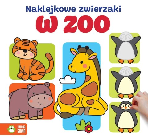 Książka dla dzieci Naklejkowe zwierzaki. W zoo Aksjomat Aksjomat