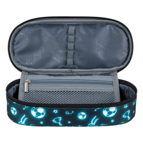 Saszetka Z Usztwnianą Klapką NEON FOOTBALL mix St.right (PC-01) St.right