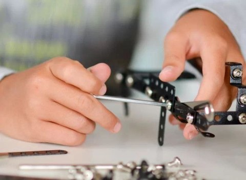 Gra edukacyjna Explorer Mały konstruktor Alexander Alexander