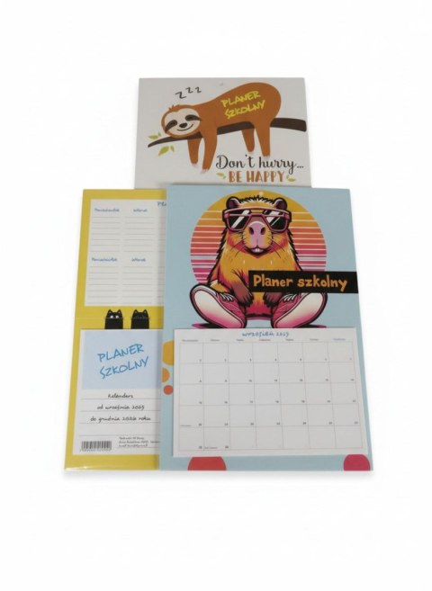 Kalendarz ścienny szkolny KAPIBARA,KOT,LENIWIEC 600mm x 300mm Jotan (trójdzielny) Jotan