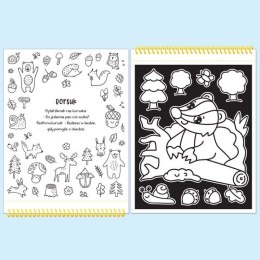 Książka dla dzieci Dotykaj i koloruj! W lesie. Welurkowe kolorowanki Aksjomat Aksjomat